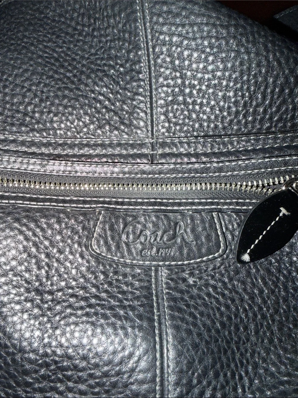 Like new useVintage Coach Black Pebbled Leather Shoulder bag inside immaculate